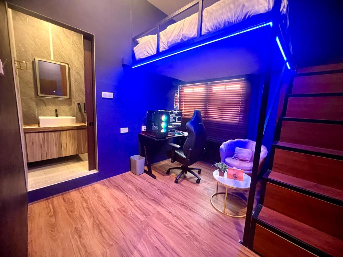 Arena Esports Hotel @ Bugis Village Singapore Buitenkant foto