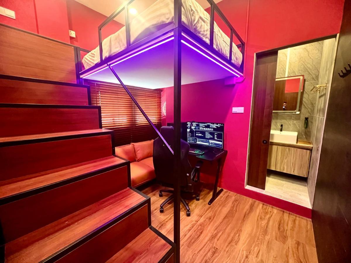Arena Esports Hotel @ Bugis Village Singapore Buitenkant foto